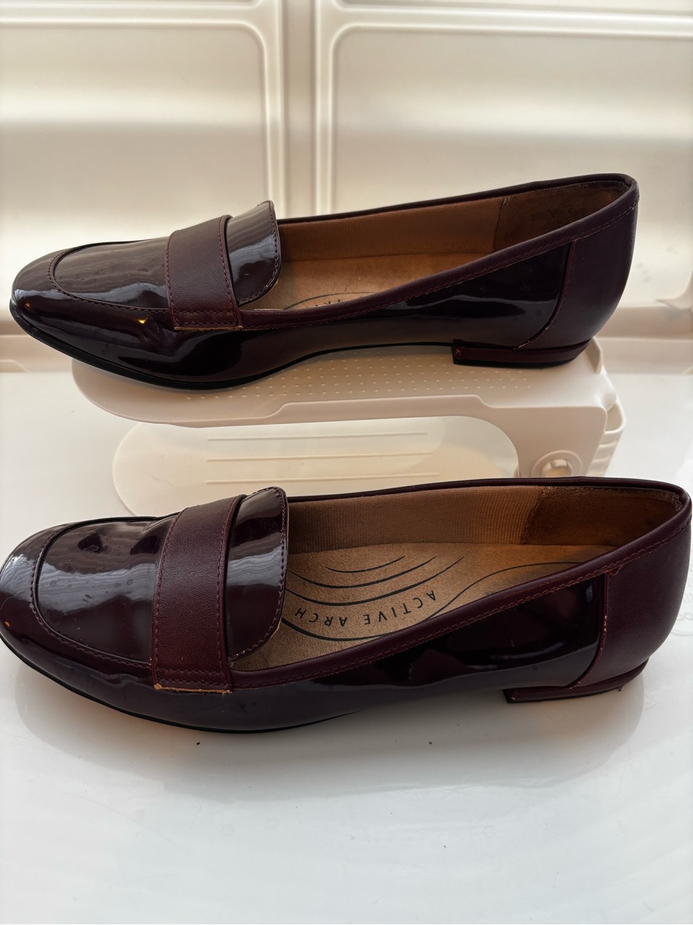 Life Stride Women's Burgundy Patent Loafers